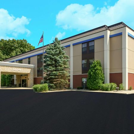 Hampton Inn Портедж Экстерьер фото