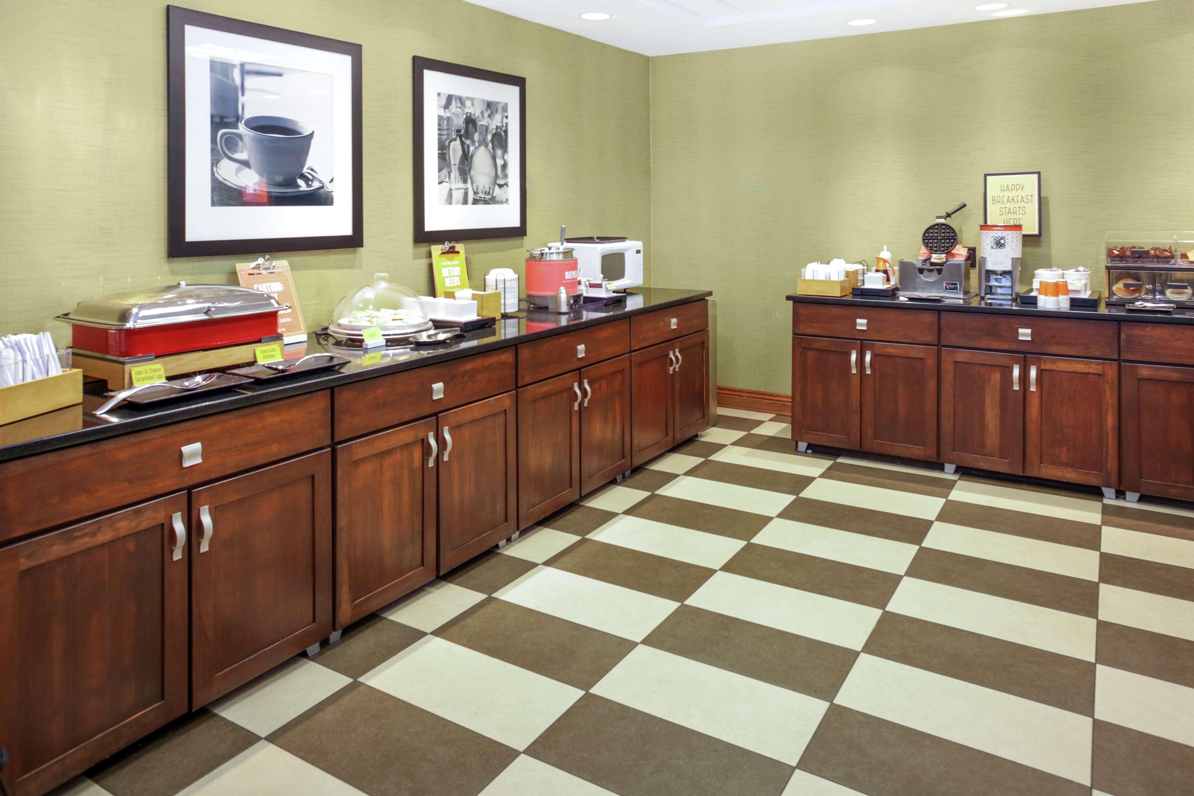 Hampton Inn Портедж Экстерьер фото