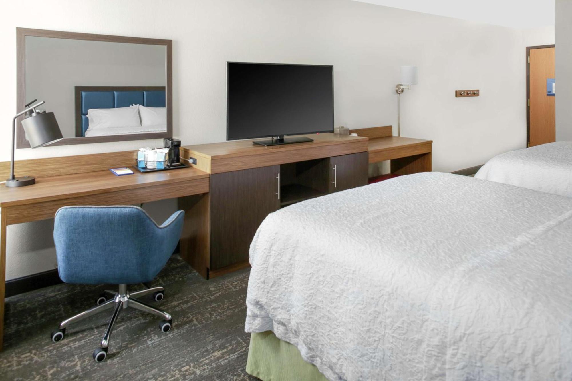 Hampton Inn Портедж Экстерьер фото
