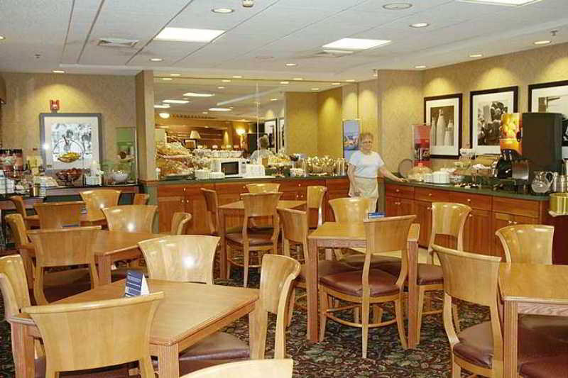 Hampton Inn Портедж Ресторан фото